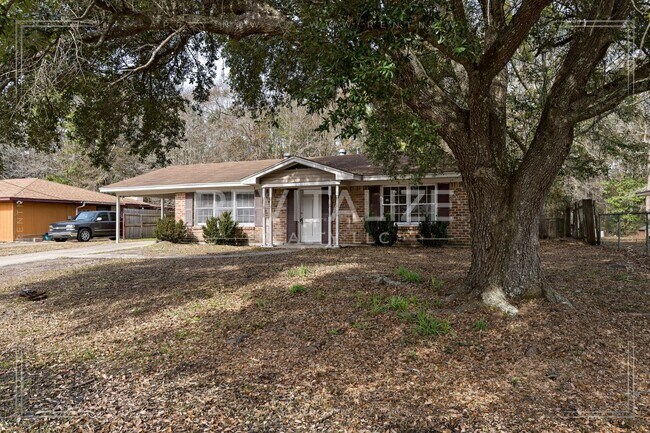 Building Photo - Beautiful 3 Bedroom/1 Bathroom Home in Mobile!
