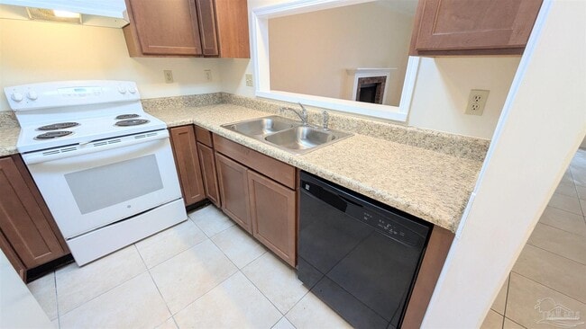 Building Photo - 3041 Belle Meade Dr