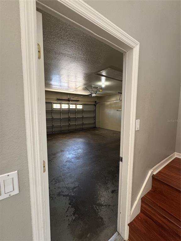 Building Photo - 18006 Birdwater Dr