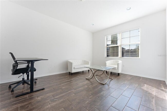 Building Photo - 5151 Ravena Ave E