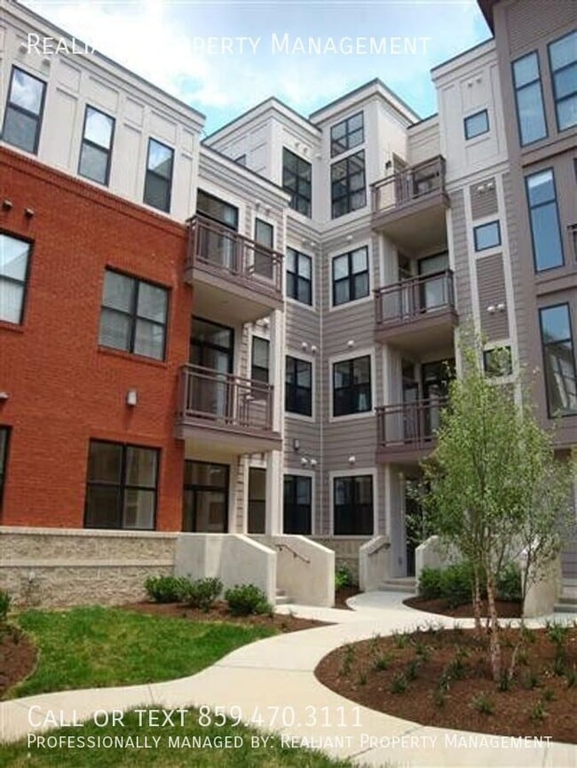 Building Photo - 650 S Mill St