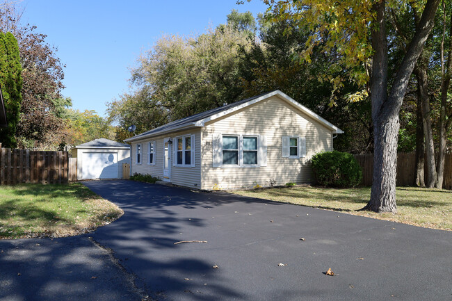 Building Photo - 1430 Sherman Blvd