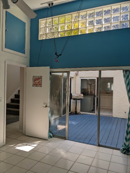 Building Photo - 132 Wettaw Ln