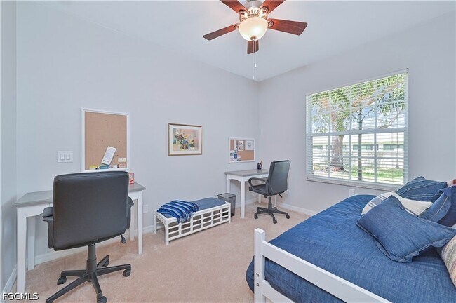 Building Photo - 14550 Glen Cove Dr