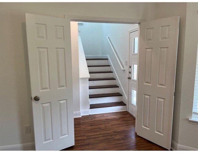 Building Photo - 201 E 35th St