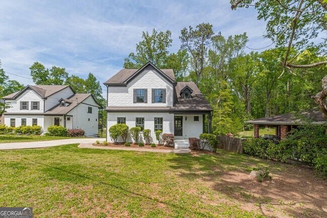 Building Photo - 1410 Eastland Rd SE