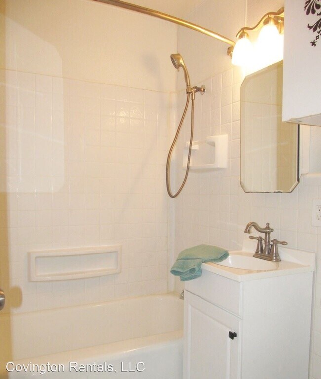 Building Photo - 3 br, 2 bath House - 211 W 14th Ave