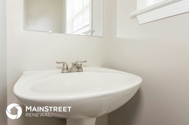 Building Photo - 2701 Amber Crest Dr