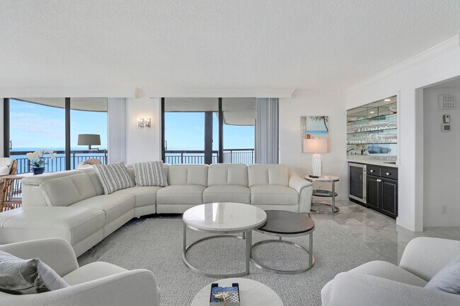 Building Photo - 5380 N Ocean Dr