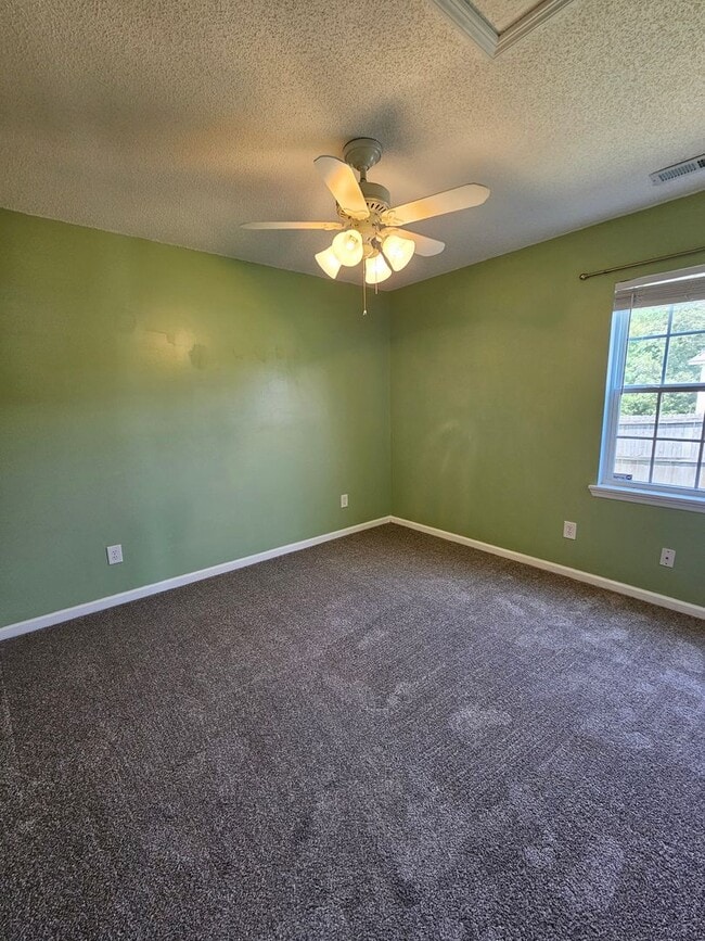 Building Photo - 3 Bedroom 2 Bath Richlands Home for Rent