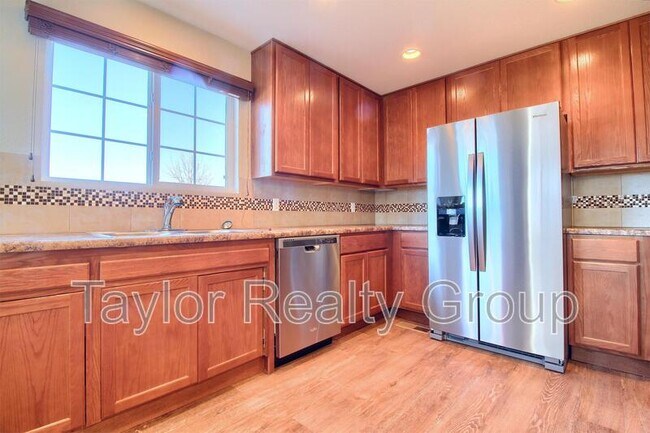 Building Photo - 14300 Waterside Ln