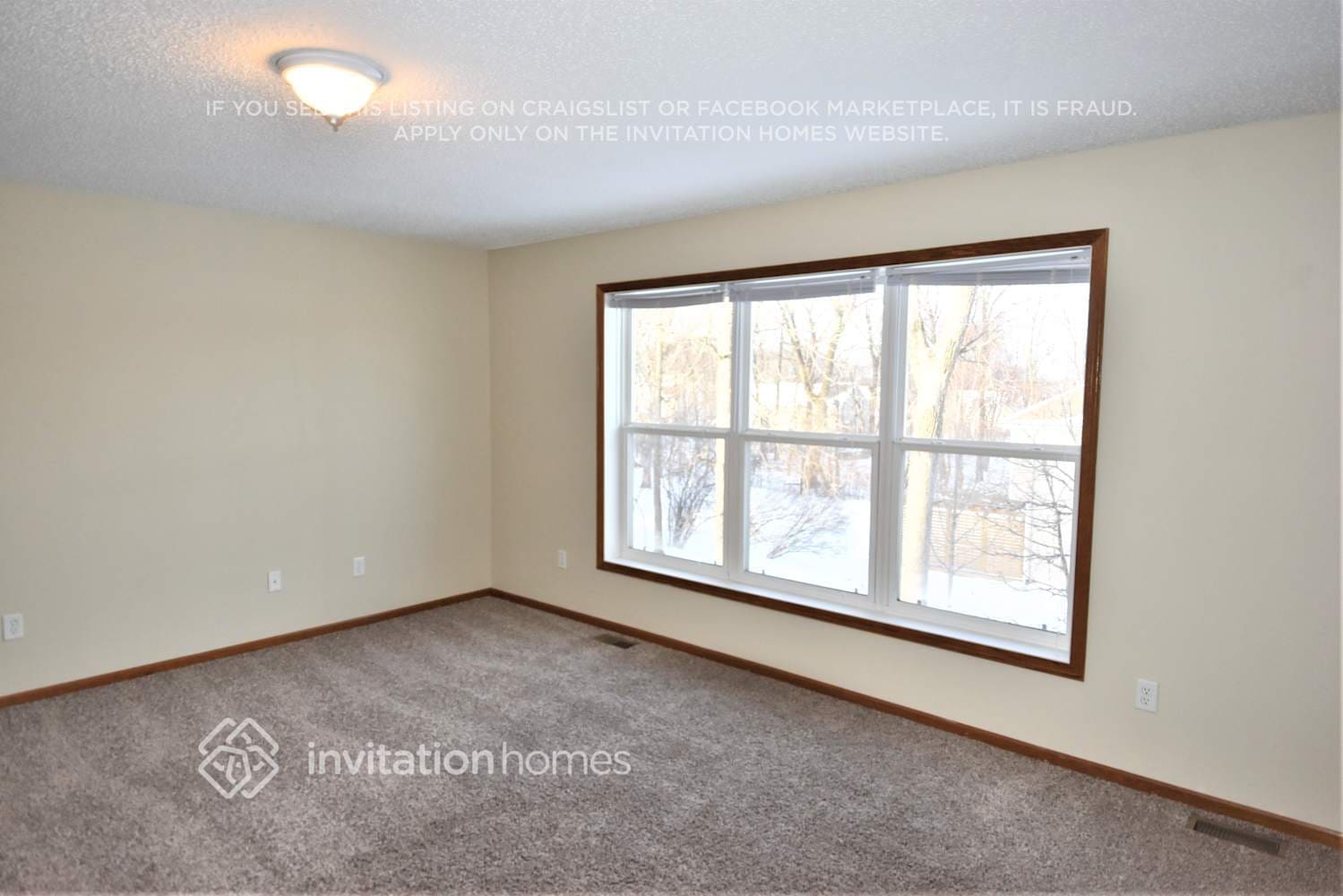 Building Photo - 7416 Aspen Cove S