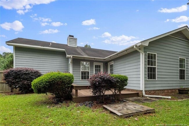 Building Photo - 465 Northwoods Dr