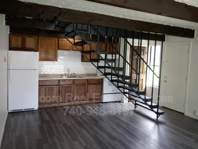 Building Photo - 1117 Hollander St