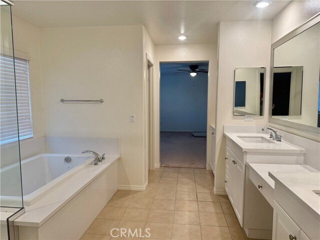 Building Photo - 12037 Meander Way