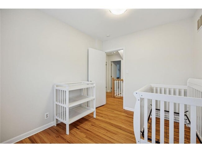 Building Photo - 4016 Kipling Ave