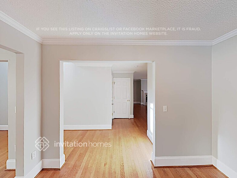 Building Photo - 5923 Leawood Run Ct