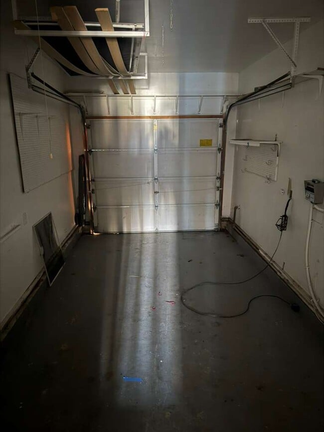 Building Photo - 1 Sunnydale Ct