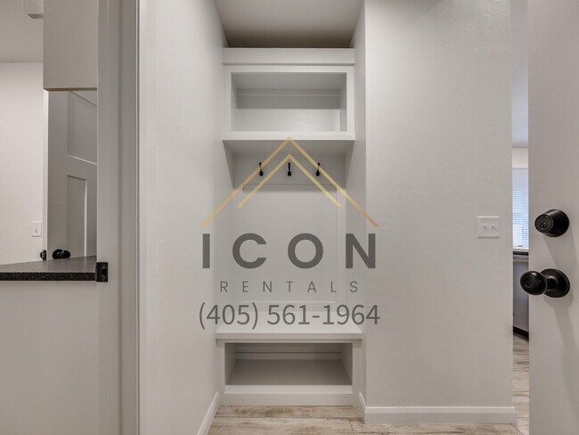 Building Photo - 5108 SE 85th St