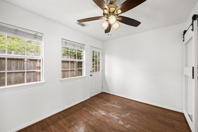 Building Photo - 19307 Gladewater Ct