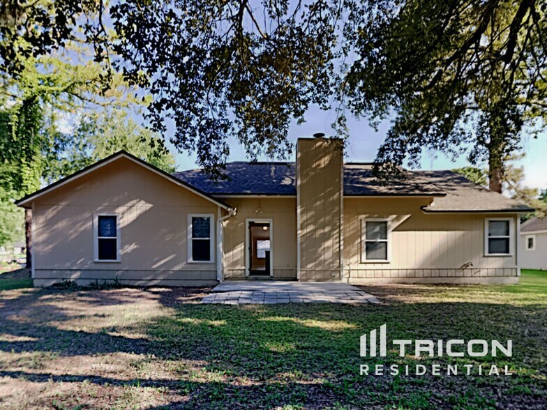 Building Photo - 3251 Deerfield Pointe Dr