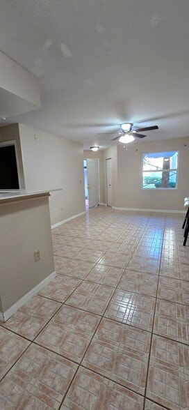 Building Photo - 3016 Parkway Blvd