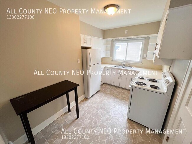 Building Photo - 1442 Cordova Ave