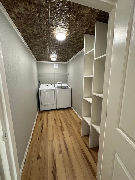 Laundry room - 725 N Tejon St