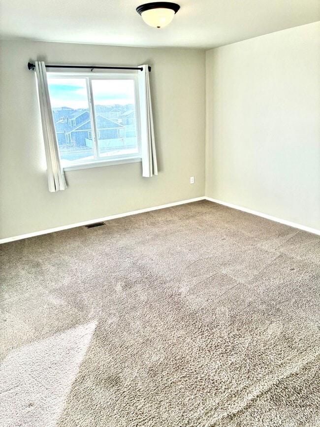 Building Photo - Beautiful 4 Bed/3 Bath West Greeley Home – Spacious Lot & Great Location!