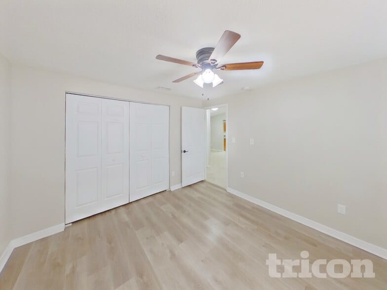 Building Photo - 1314 Oakcrest Dr