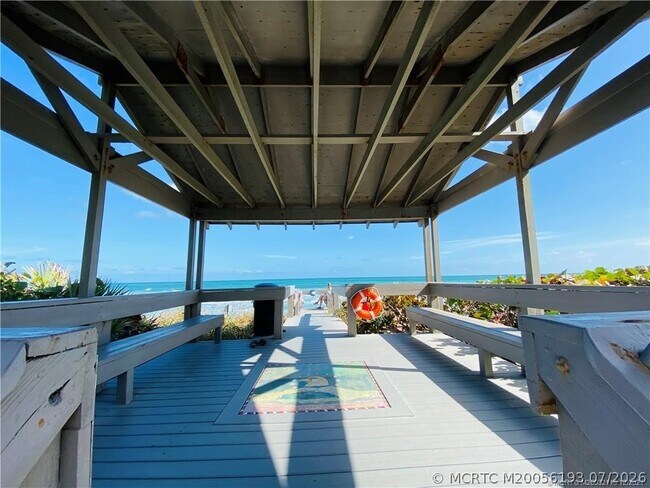 Building Photo - 7380 S Ocean Dr