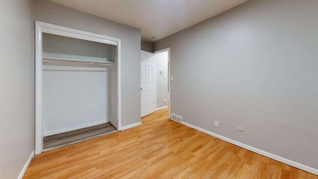 Building Photo - 1694 Manchester Rd