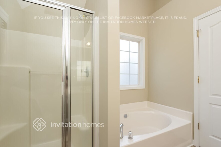 Building Photo - 117 Omega Ct