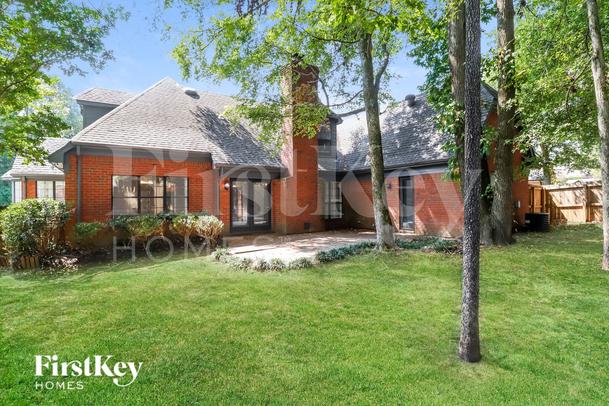 Building Photo - 8410 Walnut Tree Dr