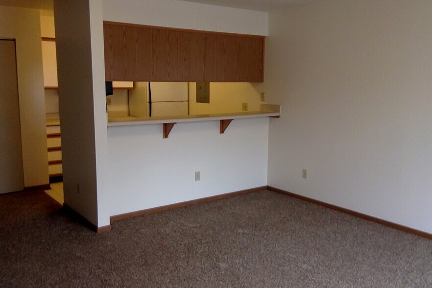 Building Photo - 85 Sugar Creek Ln
