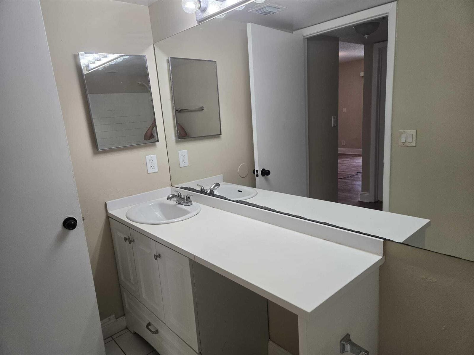 Building Photo - 5780 Rock Island Rd