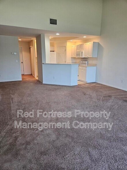 Building Photo - 14999 Rivers Edge Ct