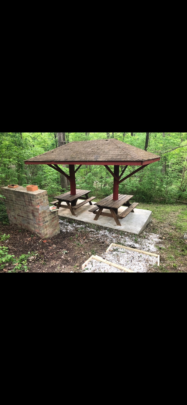 Building Photo - 295 Hostler Rd