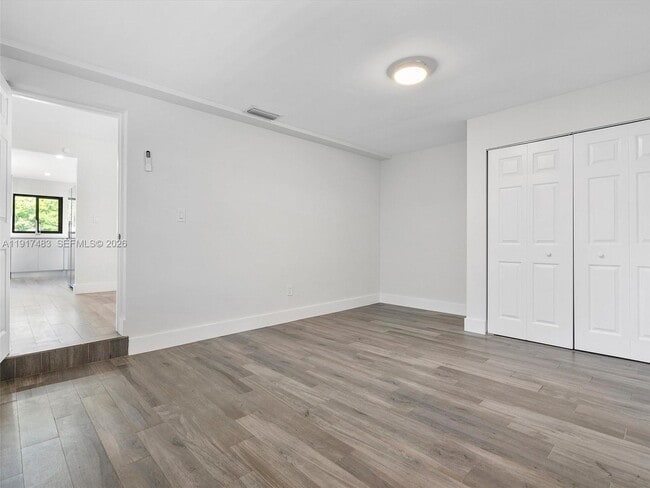 Building Photo - 4020 NW 1st Ave