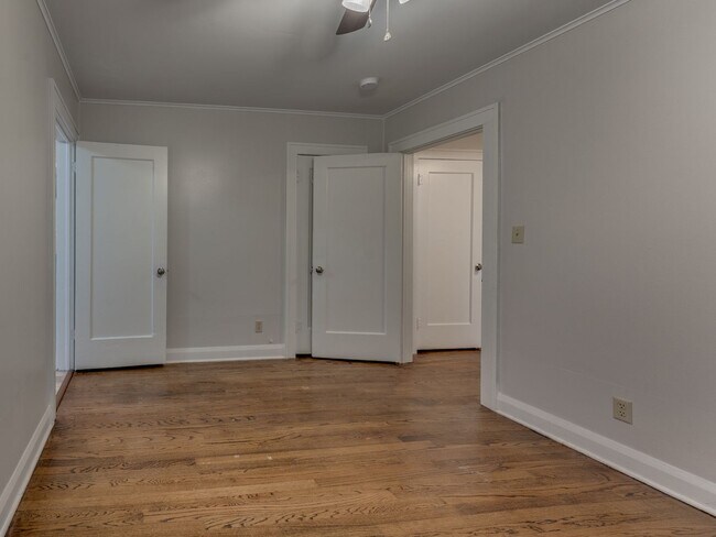 Building Photo - 3 Bedroom 2 Bath home in Shawnee!