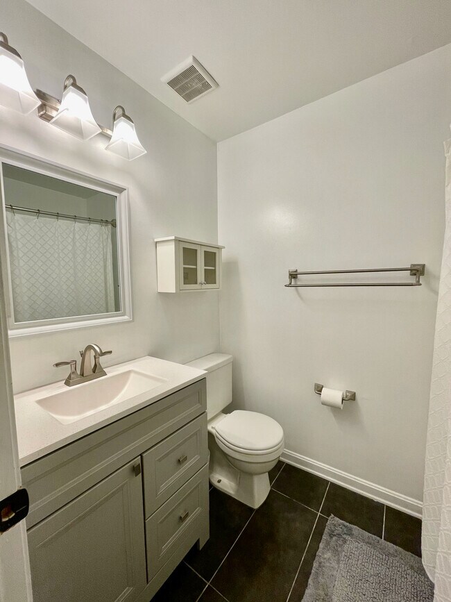 Building Photo - 5023 Domain Pl