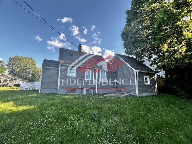 Building Photo - 25 Orchard Ave