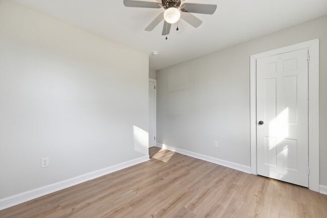 Building Photo - 961 17th St