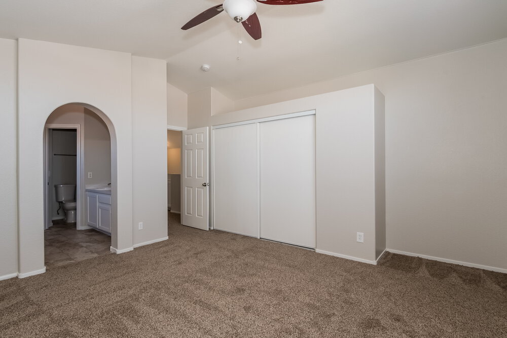 Building Photo - 2110 Big Boulder Dr