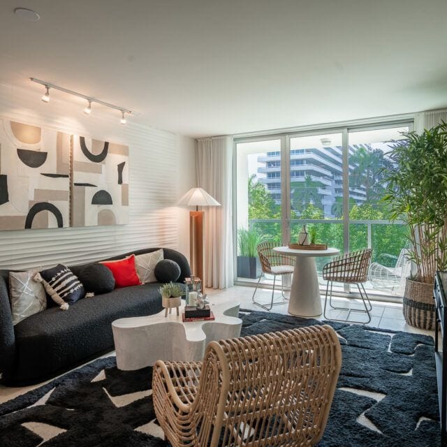 Building Photo - 1550 Brickell Ave