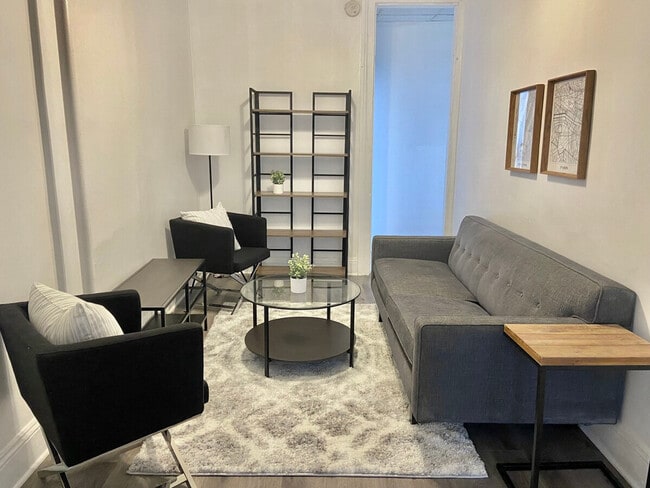 Building Photo - 414 Grand St