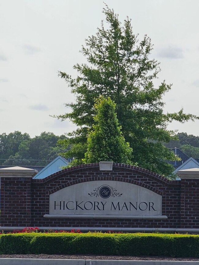 Building Photo - 1949 Bexley Ln