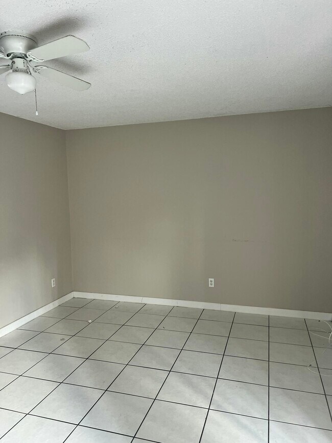 Building Photo - 5154 Breckenridge Pl