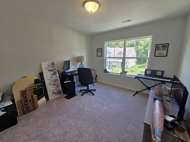 Building Photo - 205 Brochaill Ct