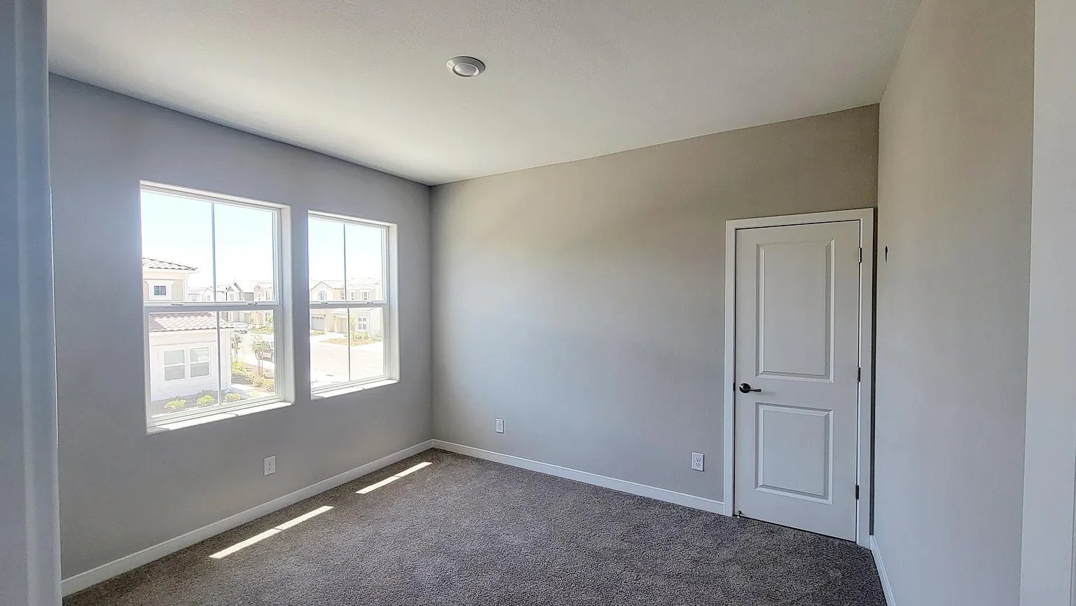 Building Photo - 4404 Sierra Pine Way